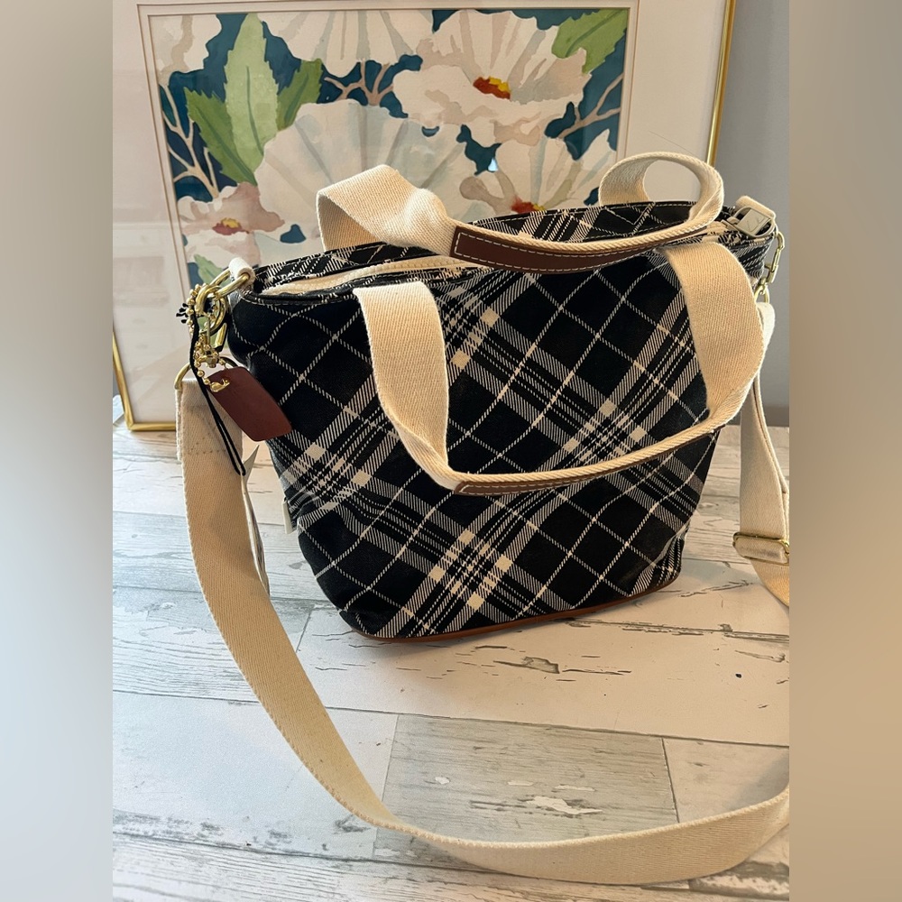 Liz Claiborne Crossbody Purse